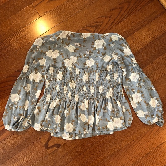 XS American Eagle Flower Print Peasant Top - Picture 5 of 5